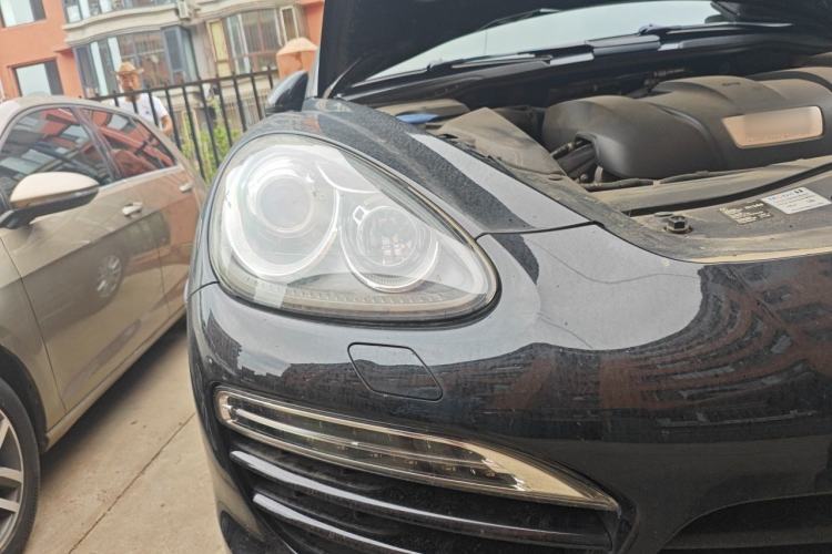 Used Porsche Cayenne 2011 Cayenne 3.0T Right Front Headlight