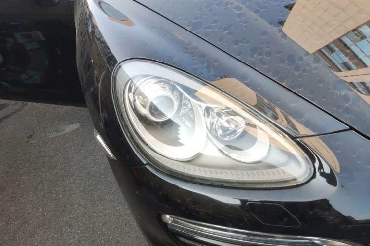 Used Porsche Cayenne 2011 Cayenne 3.0T Right Front Headlight