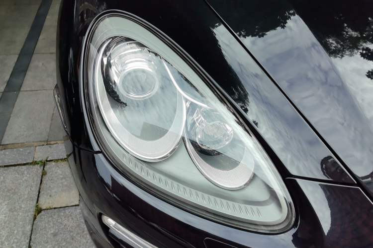 Used Porsche Cayenne 2011 Cayenne 3.0T Right Front Headlight