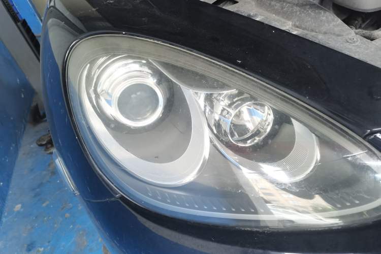 Used Porsche Cayenne 2011 Cayenne 3.0T Right Front Headlight