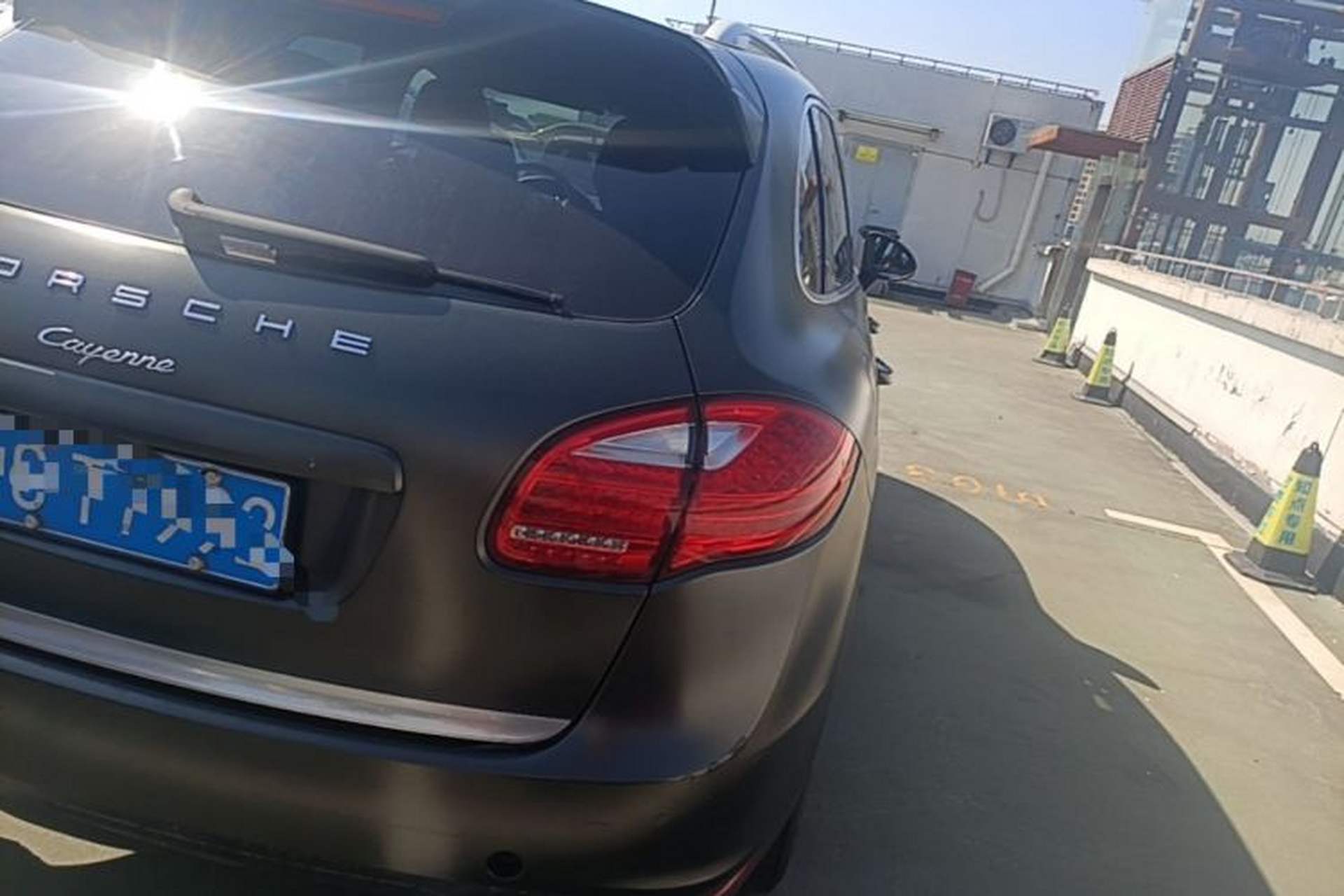 Used Porsche Cayenne 2011 Cayenne 3.0T Right Rear Taillight