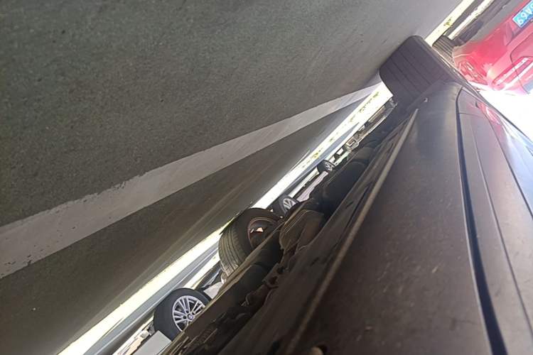 Used Porsche Cayenne 2011 Cayenne 3.0T Right Side Sill