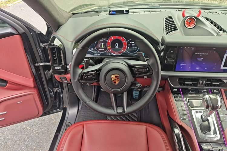 Used Porsche Cayenne 2011 Cayenne 3.0T Steering Wheel