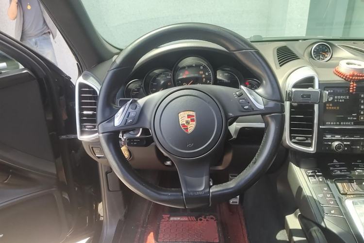 Used Porsche Cayenne 2011 Cayenne 3.0T Steering Wheel