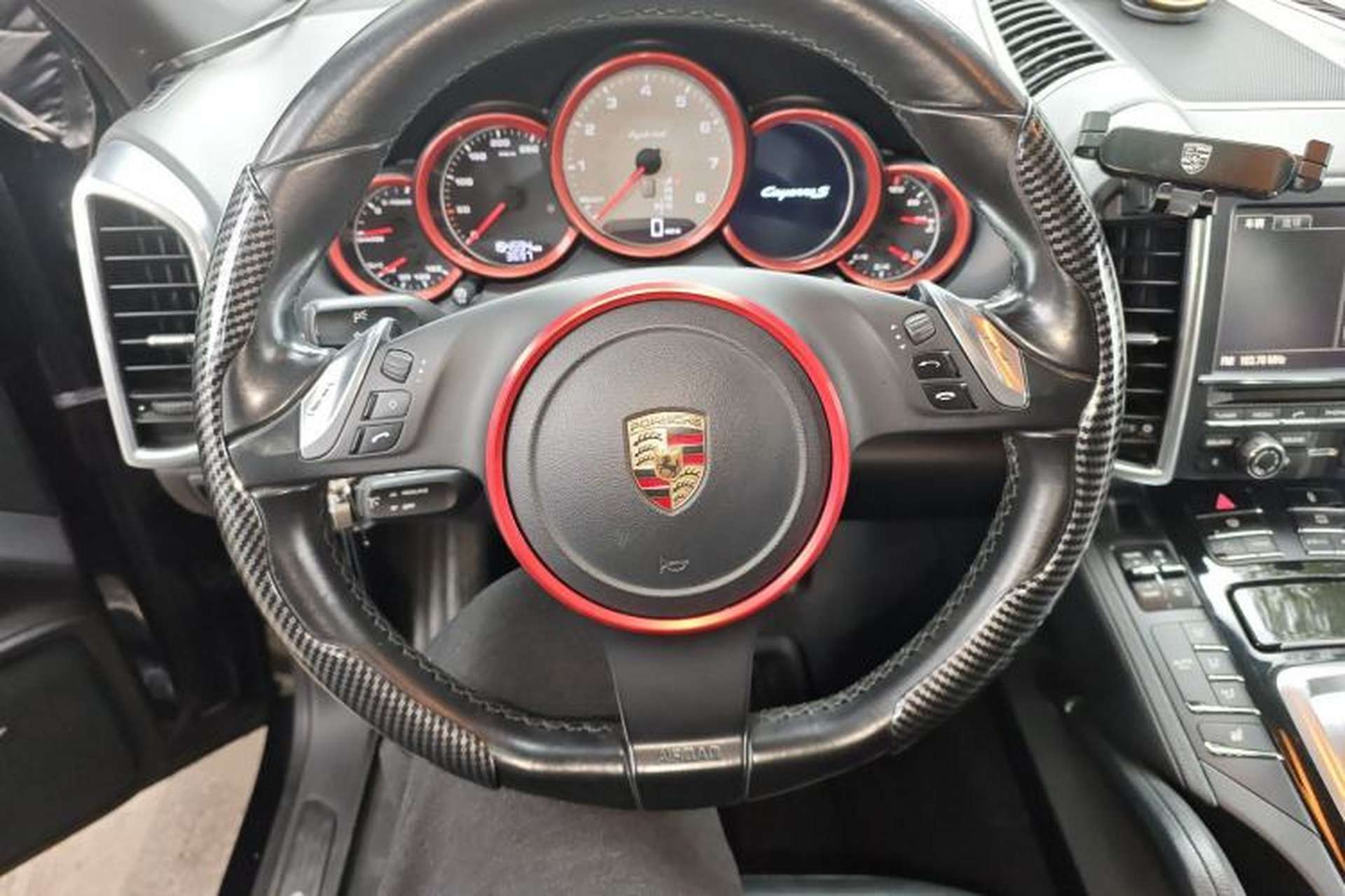 Used Porsche Cayenne 2011 Cayenne S Hybrid 3.0T Steering Wheel