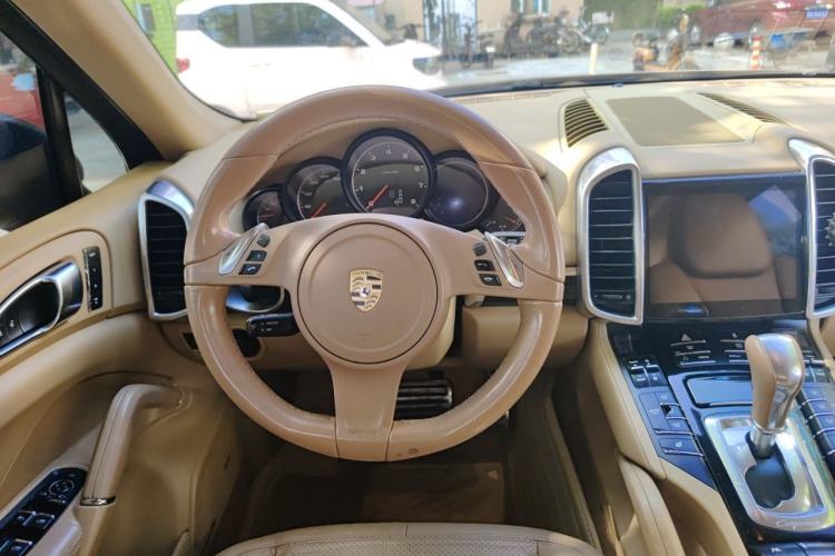 Used Porsche Cayenne 2011 Cayenne 3.0T Steering Wheel