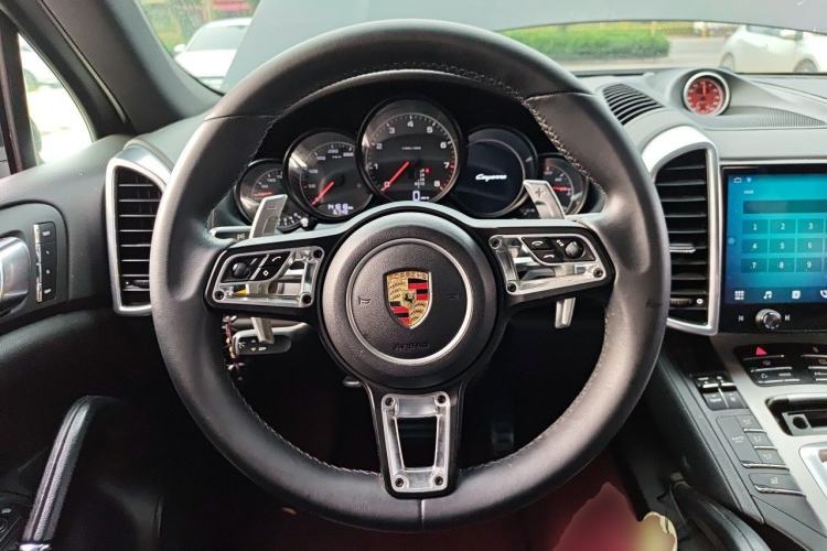 Used Porsche Cayenne 2011 Cayenne 3.0T Steering Wheel