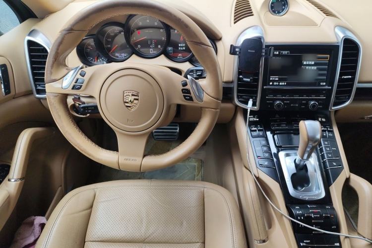 Used Porsche Cayenne 2011 Cayenne 3.0T Steering Wheel