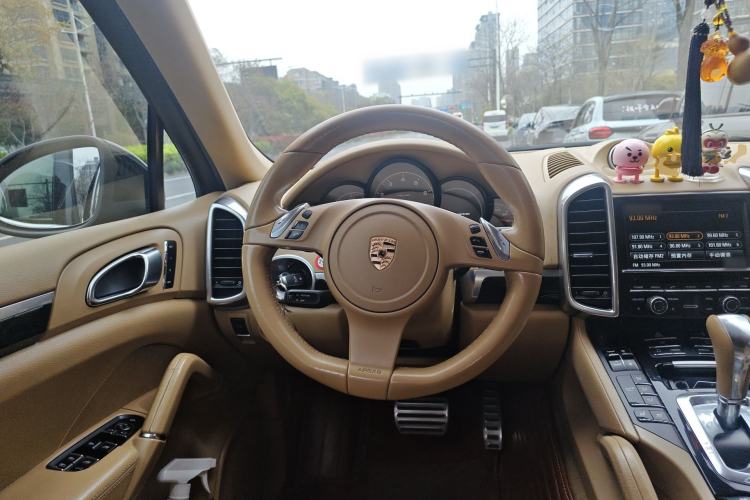 Used Porsche Cayenne 2011 Cayenne 3.0T Steering Wheel