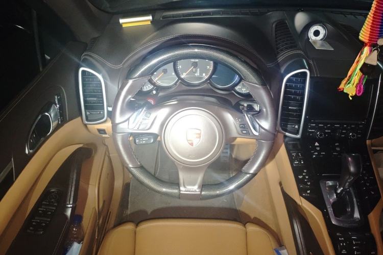 Used Porsche Cayenne 2011 Cayenne 3.0T Steering Wheel