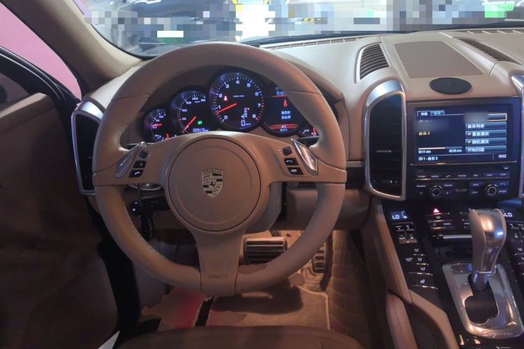 Used Porsche Cayenne 2011 Cayenne 3.0T Steering Wheel
