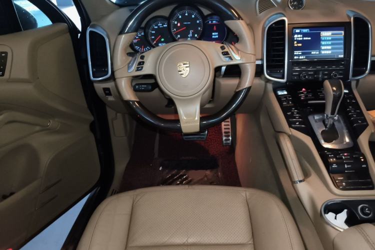 Used Porsche Cayenne 2011 Cayenne 3.0T Steering Wheel