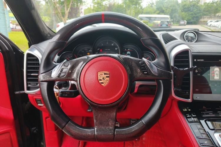 Used Porsche Cayenne 2011 Cayenne 3.0T Steering Wheel