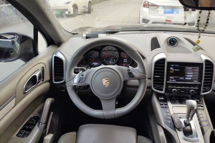 Used Porsche Cayenne 2011 Cayenne 3.0T Steering Wheel