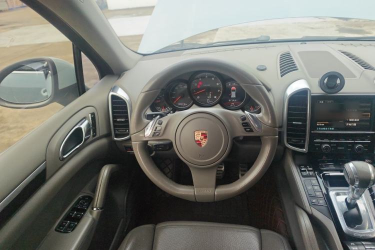 Used Porsche Cayenne 2011 Cayenne 3.0T Steering Wheel