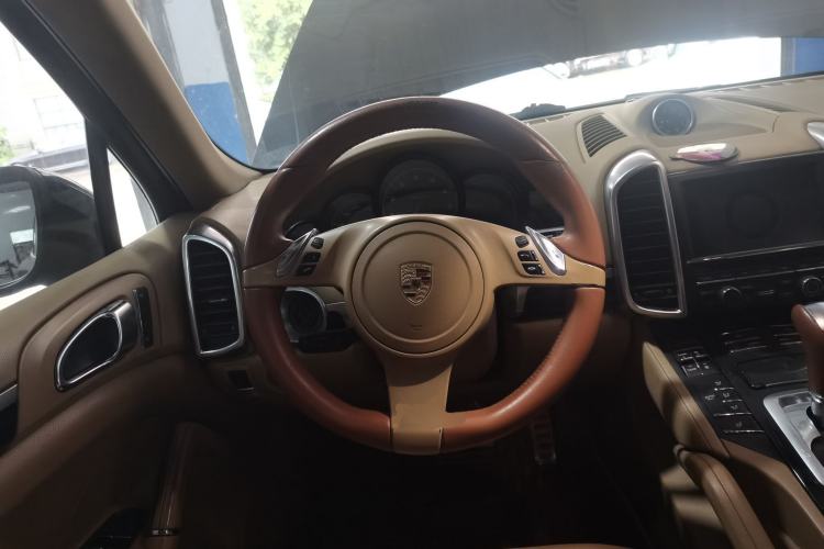 Used Porsche Cayenne 2011 Cayenne 3.0T Steering Wheel