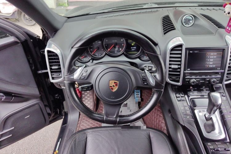 Used Porsche Cayenne 2011 Cayenne 3.0T Steering Wheel