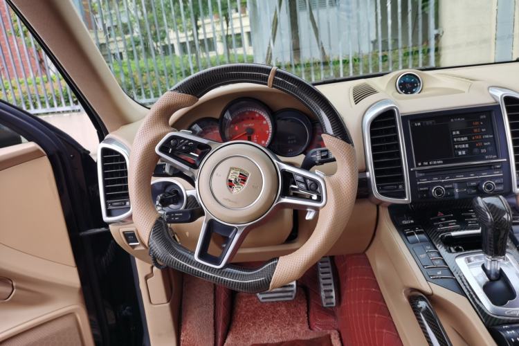 Used Porsche Cayenne 2011 Cayenne 3.0T Steering Wheel