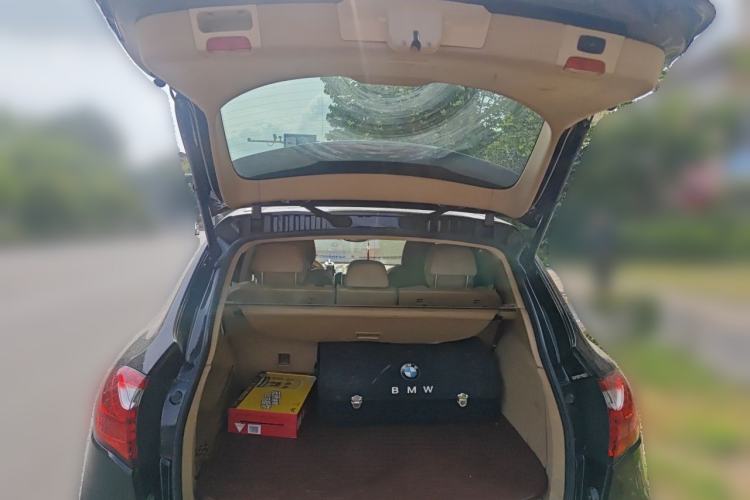 Used Porsche Cayenne 2011 Cayenne S 4.8L Trunk