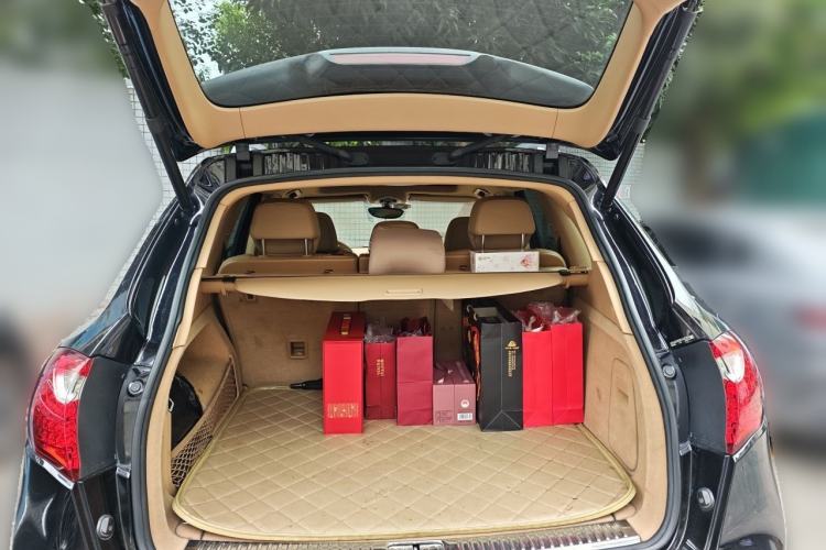 Used Porsche Cayenne 2011 Cayenne 3.0T Trunk