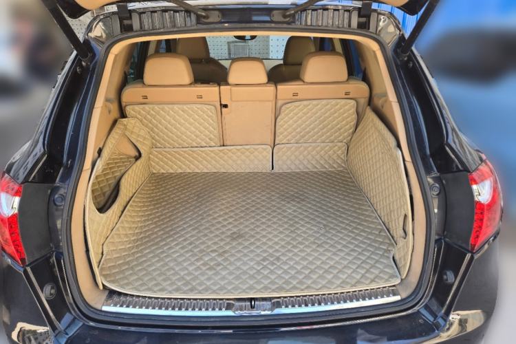 Used Porsche Cayenne 2011 Cayenne 3.0T Trunk