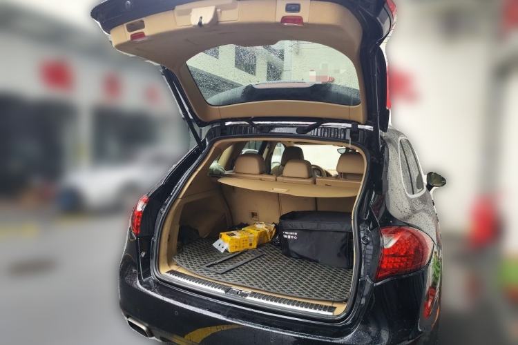 Used Porsche Cayenne 2011 Cayenne 3.0T Trunk