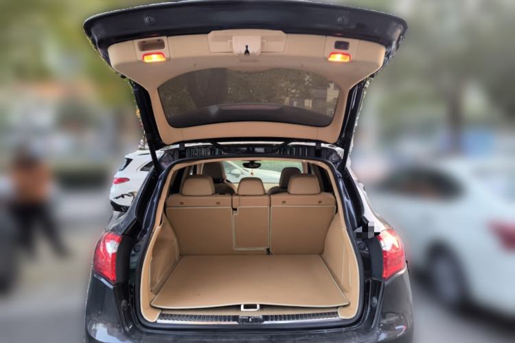 Used Porsche Cayenne 2011 Cayenne 3.0T Trunk