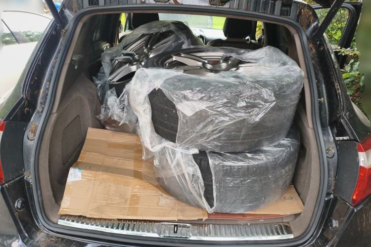 Used Porsche Cayenne 2011 Cayenne Turbo 4.8T Trunk