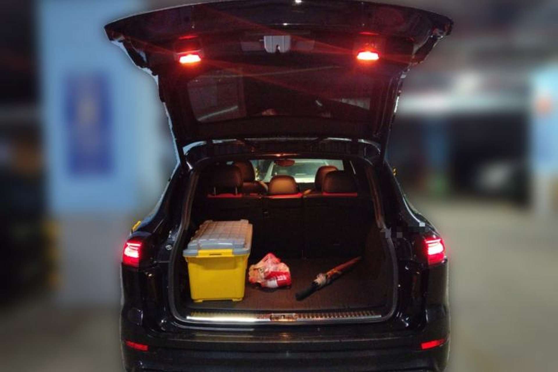 Used Porsche Cayenne 2011 Cayenne S 4.8L Trunk