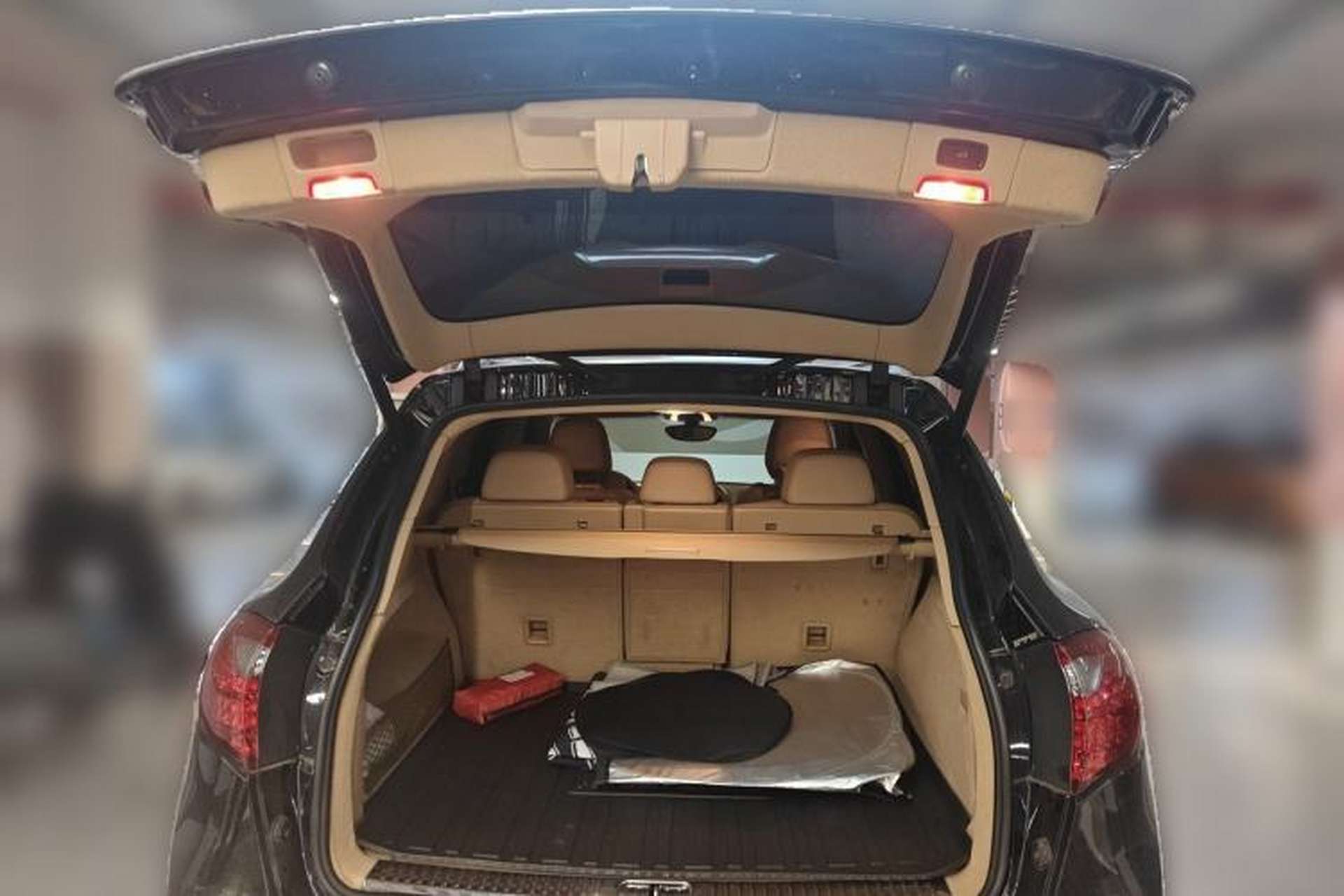 Used Porsche Cayenne 2011 Cayenne 3.0T Trunk