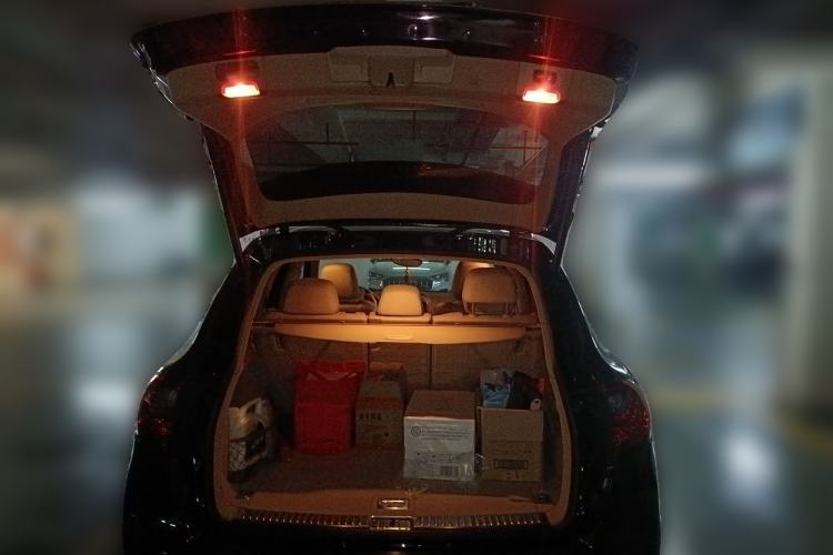 Used Porsche Cayenne 2011 Cayenne S 4.8L Trunk
