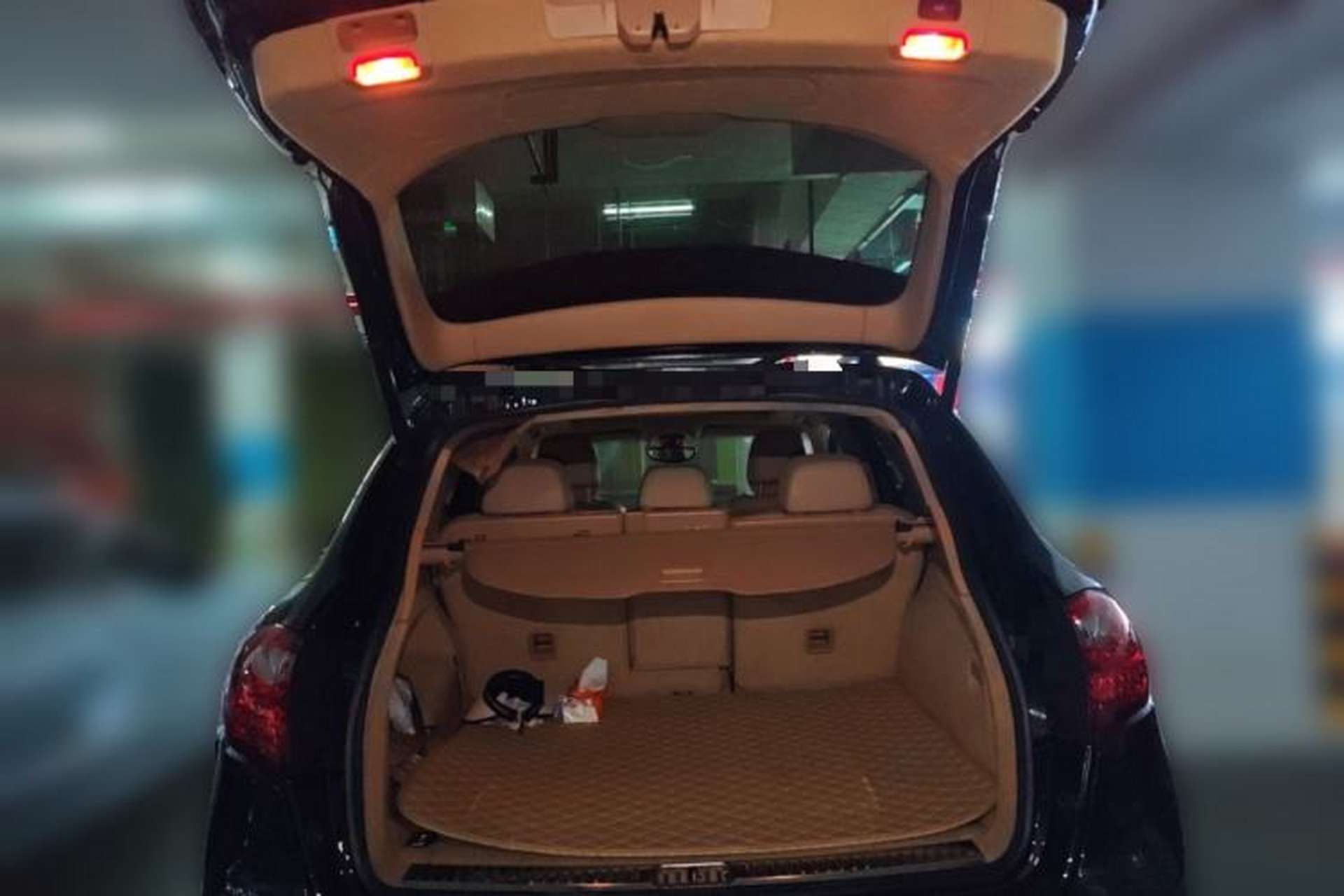 Used Porsche Cayenne 2011 Cayenne S 4.8L Trunk