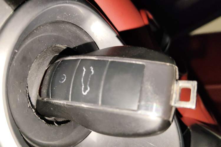 Used Porsche Cayenne 2011 Cayenne 3.0T Vehicle Key