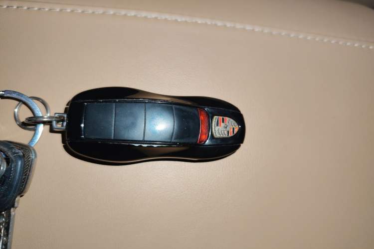 Used Porsche Cayenne 2011 Cayenne 3.0T Vehicle Key