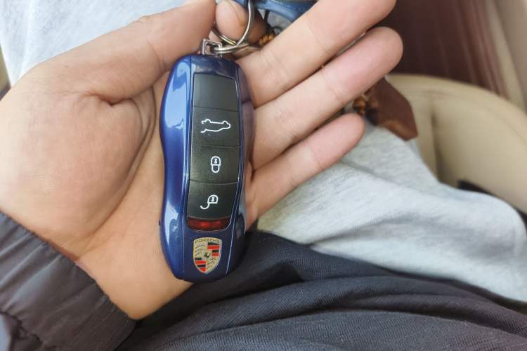 Used Porsche Cayenne 2011 Cayenne S 4.8L Vehicle Key