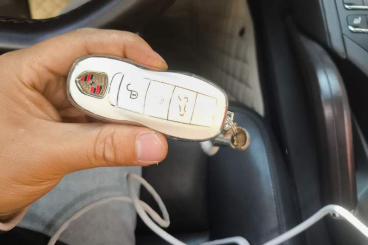 Used Porsche Cayenne 2011 Cayenne 3.0T Vehicle Key