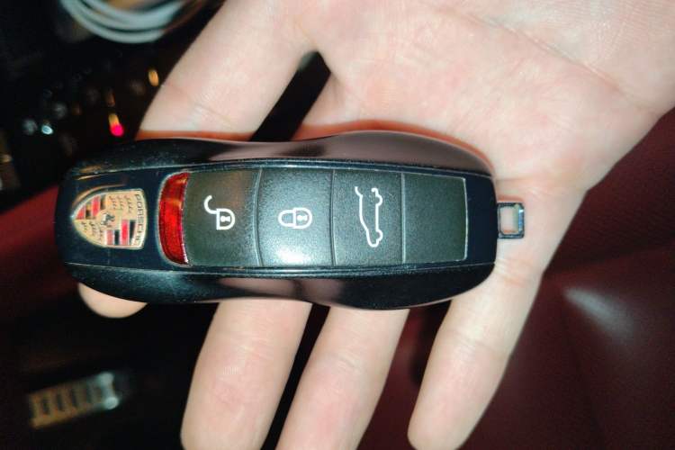 Used Porsche Cayenne 2011 Cayenne S 4.8L Vehicle Key