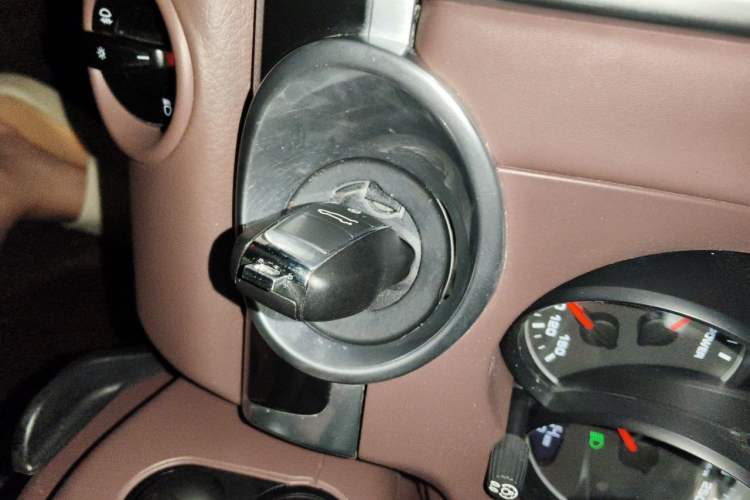 Used Porsche Cayenne 2011 Cayenne S Hybrid 3.0T Vehicle Key