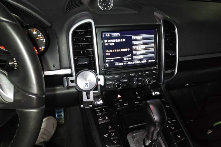 Used Porsche Cayenne 2011 Cayenne S 4.8L Audio And AC Panel