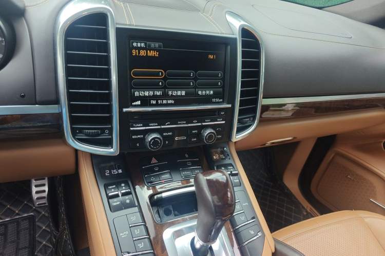 Used Porsche Cayenne 2011 Cayenne 3.0T Audio And AC Panel