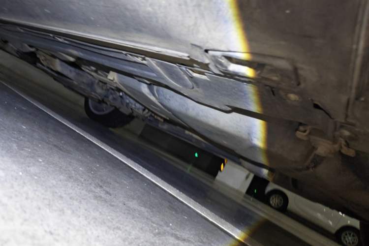 Used Porsche Cayenne 2011 Cayenne S 4.8L Chassis Rear Left