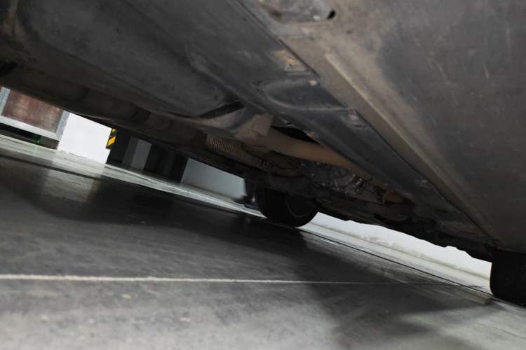 Used Porsche Cayenne 2011 Cayenne S 4.8L Chassis Rear Right