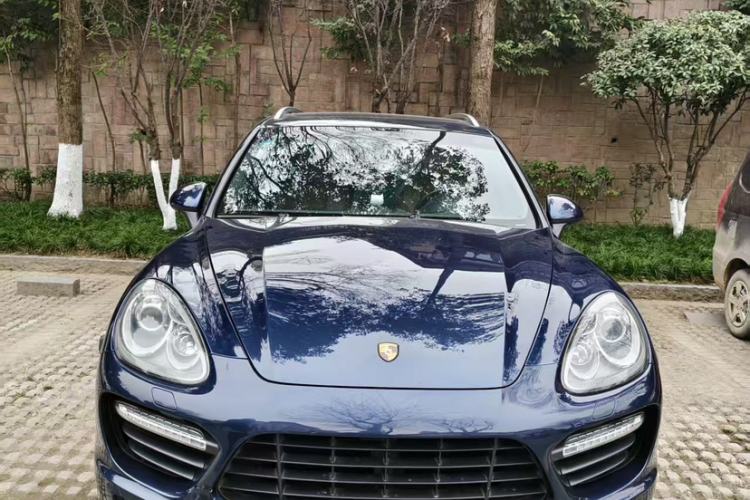 Used Porsche Cayenne 2011 Cayenne Turbo 4.8T Exterior 10