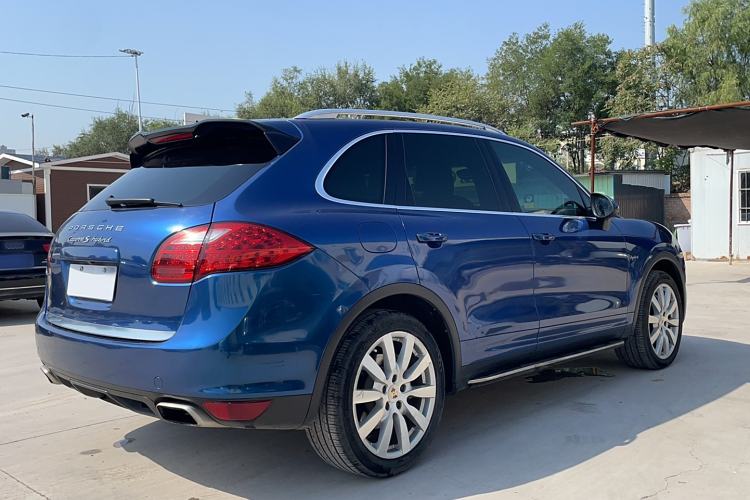 Used Porsche Cayenne 2011 Cayenne S Hybrid 3.0T Exterior 5
