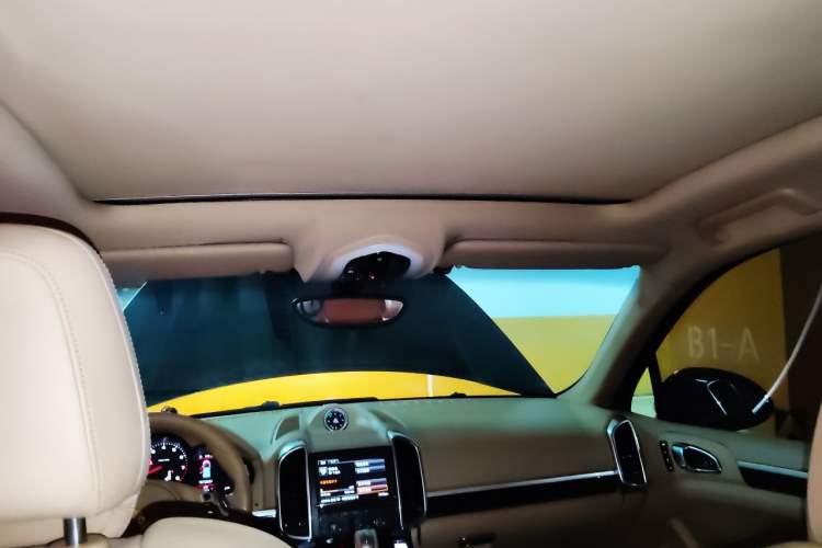 Used Porsche Cayenne 2011 Cayenne 3.0T Headliner