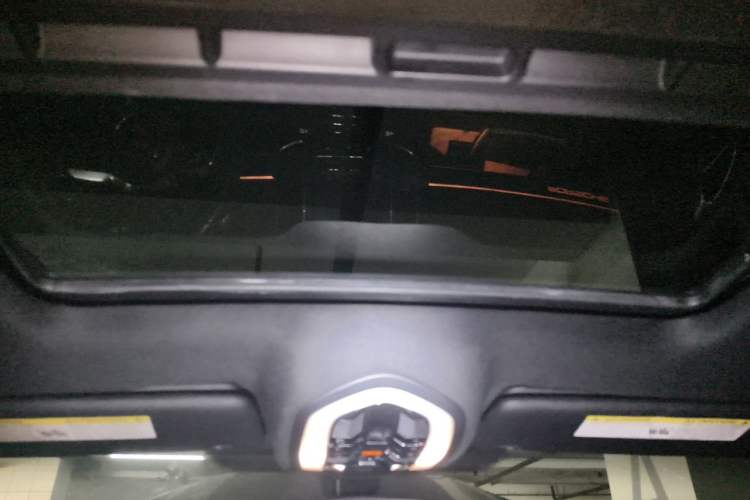 Used Porsche Cayenne  Headliner