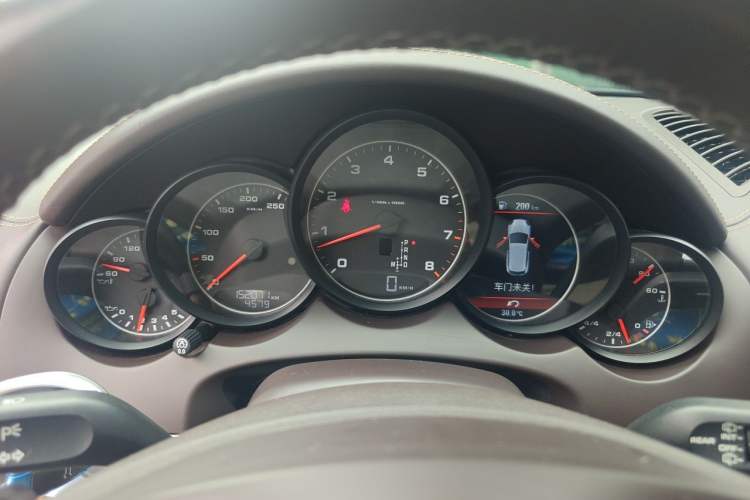 Used Porsche Cayenne 2011 Cayenne 3.0T Instrument Cluster