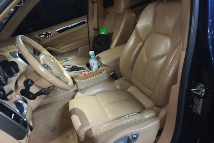 Used Porsche Cayenne 2011 Cayenne S Hybrid 3.0T Left Front Seat