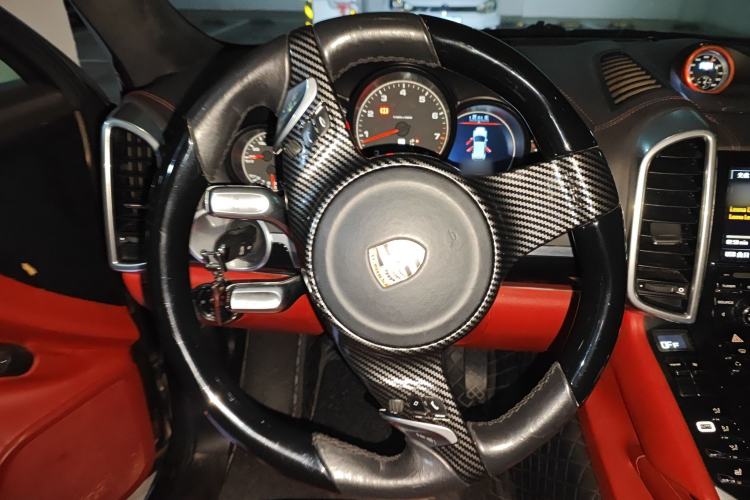 Used Porsche Cayenne 2011 Cayenne 3.0T Steering Wheel