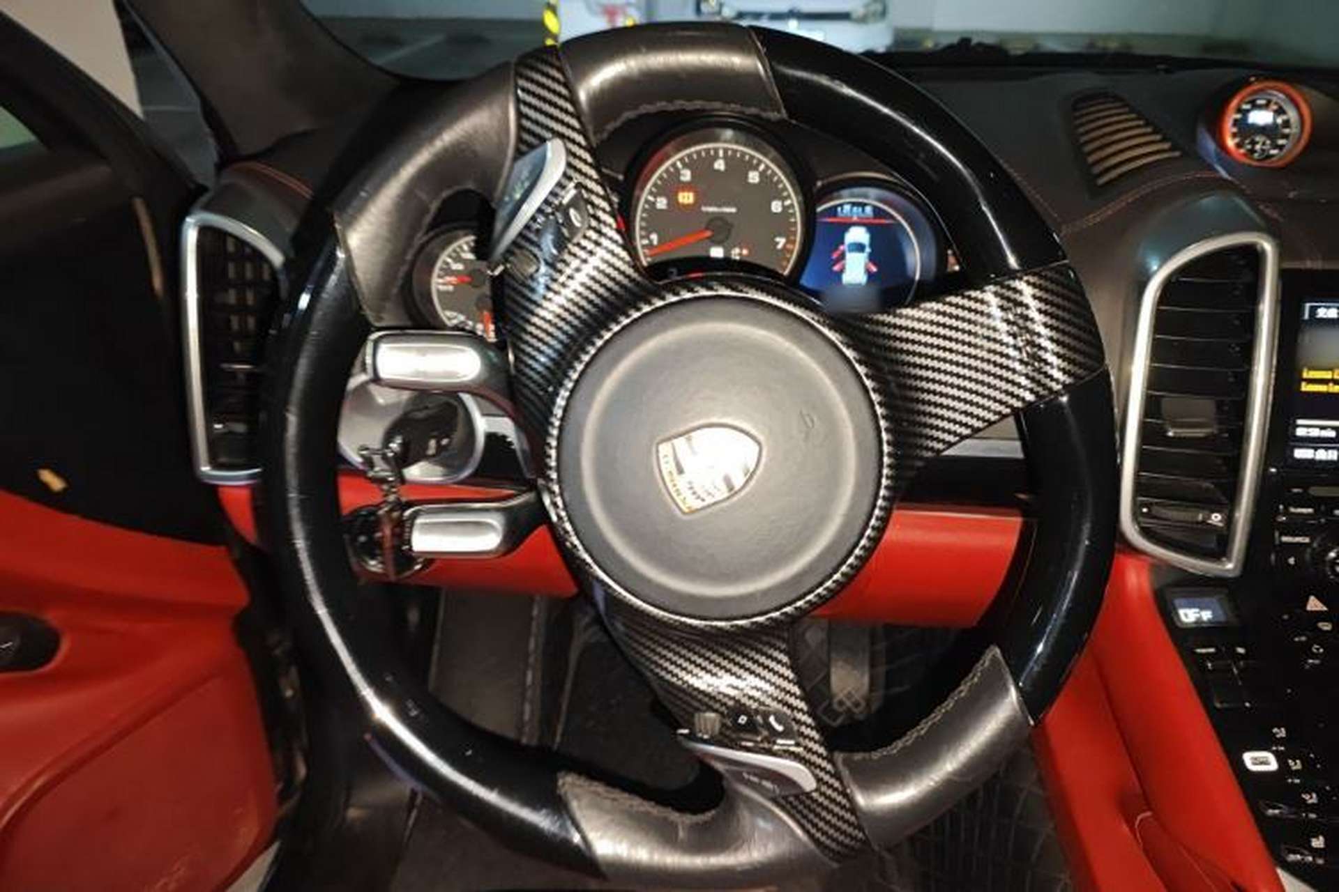 Used Porsche Cayenne 2011 Cayenne 3.0T Steering Wheel